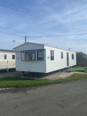 No. 1 Family Caravan at Golden Gate Holiday Centre, Sleeps 6